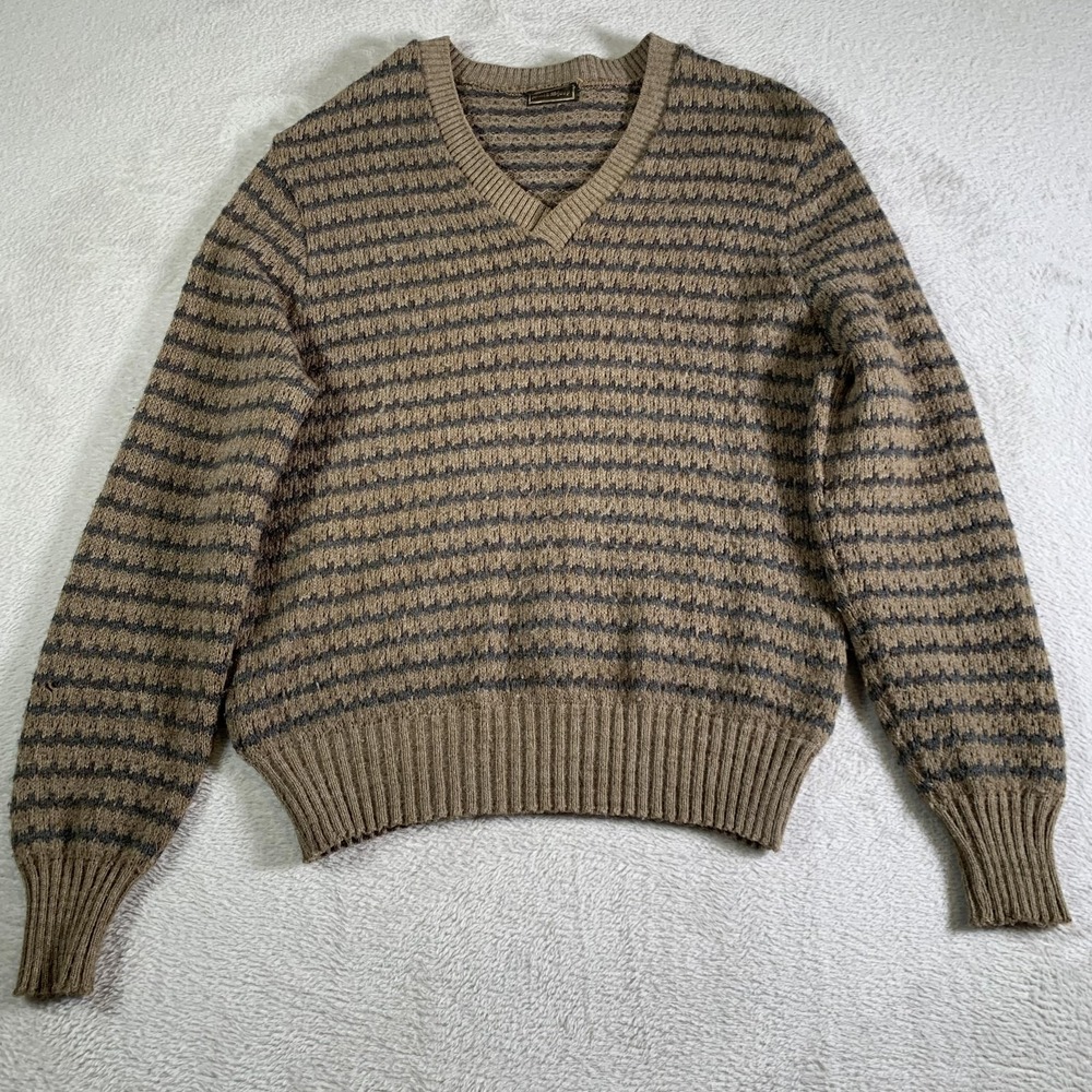 Black Sheep Sweater Mens Medium‎ Brown Gray Striped V Neck Knit Pullover Casual